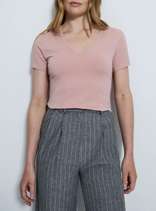 Camiseta de algodón de manga corta con cuello en V para mujer, precio al por mayor en Europa, moda femenina - Product Image 3