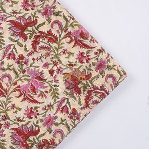 Nouvelle collection de tissu imprimé à la main en pur coton 100% léger imprimé floral pour les costumes tissés de chemise douce pour femmes - Product Image 6