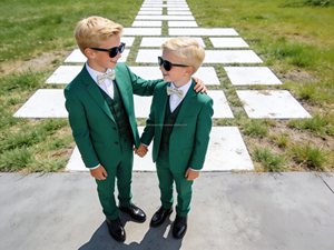 Ensemble de costume 3 pièces kaki pour garçons avec gilet et nœud papillon – Tenue formelle pour fête de mariage pour enfants - Product Image 3