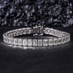 Pulsera de tenis de lujo con moissanita de corte esmeralda, plata 925, cadena llamativa con incrustaciones de circonitas, joyería de plata brillante, regalo unisex - Product Image 1