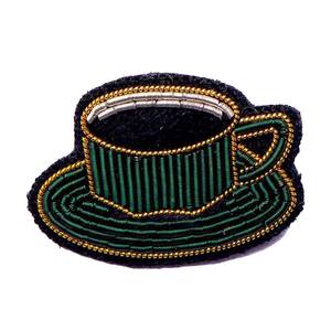 Broche 3D en forme de coléoptère, broderie en fil de soie, badge insecte décoratif, épingle de mode perlée avec broderie détaillée en fil de soie - Product Image 1