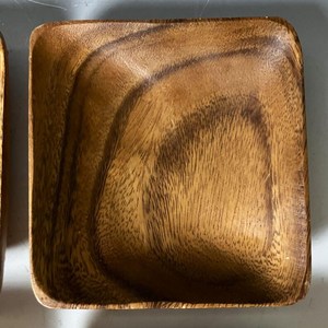 Plato de Madera Multiusos Hecho a Mano, Ecológico, para Servir Frutas, Ensaladas, Bocadillos, Pan y Decoración - Product Image 3