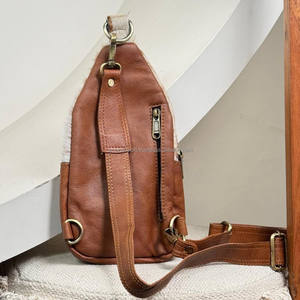 Pecho de moda de diseñador, bolso de pecho de cuero de vaca genuino de gran capacidad para bolso cruzado Unisex para viajes, compras de ocio - Product Image 5