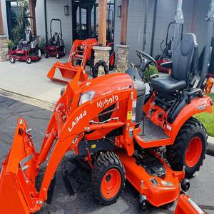 Achetez un mini-tracteur Kubota BX2680 Diesel 4x4 de qualité supérieure, moteur et boîte de vitesses 4 roues motrices, livraison rapide, prêt pour l'agriculture - Product Image 6