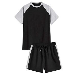 Conjunto Deportivo para Hombre, Camiseta Casual de Manga Corta con Estampado y Pantalones Cortos con Cordón en la Cintura, Ligero y Cómodo para Otoño, 2 en 1, Personalizable - Product Image 1