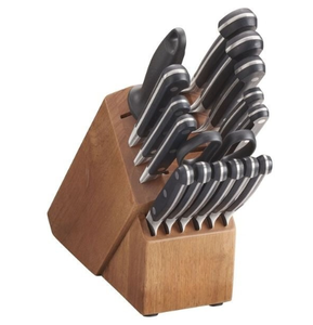 Ensemble de couteaux de cuisine à manche noir et lames argentées avec bloc de rangement marron, ciseaux et aiguiseur pour trancher, hacher et préparer les repas - Product Image 1