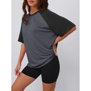 T-shirt court surdimensionné en coton tricoté 100 % à manches longues et coupe ajustée avec impression numérique pour femme - Product Image 4