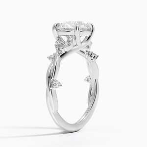 Anillo de Compromiso Bhatiya Gems Jewels Azalea Twist con Diamantes, Chapado en Oro de 14K, Engaste de Garras, Corte Ovalado, Moissanita Unisex, Certificado GRA - Product Image 6
