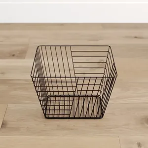 Cesta de Hierro con Asa de Madera Hecha a Mano, Elegante, Decoración para el Comedor, Organizador Metálico Premium, Espacios Modernos - Product Image 2