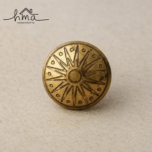 Vintage Brass Hand Shaped Cabinet Knob Antique <b>Gold</b> Artistic Door <b>Pull</b> Sculptural <b>Drawer</b> Handle Decorative Furniture Hardware - Product Image 3