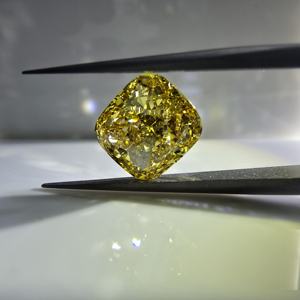 Diamante cultivado en laboratorio de 4 quilates con corte brillante modificado tipo cojín, color amarillo intenso, certificado por IGI, VS1, diamante suelto para la elaboración de joyas. - Product Image 1