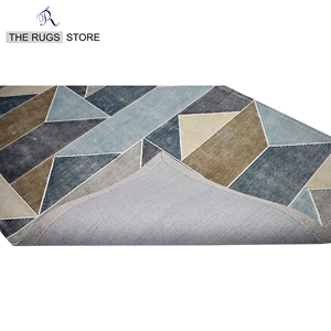 Tapis en laine tufté à la main, style nordique abstrait géométrique, motif triangulaire moderne, tapis de luxe - Product Image 5