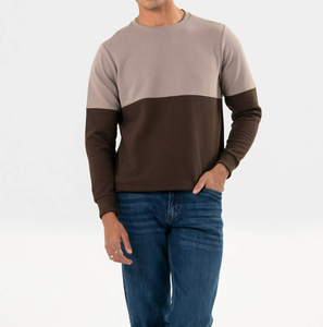 เสื้อสเวตเตอร์คอกลมถักสำหรับผู้ชาย ทรงปกติ สีสันตัดกัน สไตล์ลำลองสำหรับฤดูใบไม้ร่วง สีน้ำตาลและสีเบจ - Product Image 4