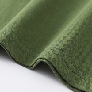 T-shirt en coton vert olive surdimensionné pour homme avec imprimé lettres sur le devant, col rond décontracté, manches courtes, jersey tricoté respirant - Product Image 3