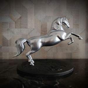 Escultura de caballo de aluminio fundido de diseño, majestuosa figura de gallo metálico, adorno decorativo para interiores de hogares refinados. - Product Image 2