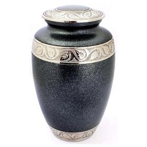 Urna de latón bellamente diseñada con artesanía artesanal y un acabado brillante para un tributo duradero por Axiom Home Accents - Product Image 5