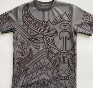 T-shirt élégant à motif tribal, streetwear décontracté, matière douce, léger, confortable, tenue quotidienne - Product Image 1