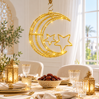 Décoration de fenêtre pour Ramadan et l'Aïd : petite lune croissante à double couche avec étoiles jumelles et crochet en métal, fonctionnant sur piles LED