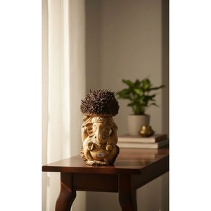 Macetero Ganesha de Madera de Mango con Base de Concreto - Hecho a Mano, Venta al Por Mayor - Product Image 2