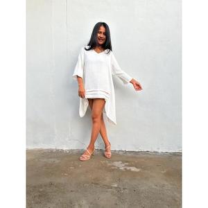 Robe longue kaftan blanche pour femme, écologique, lavable, col en V, coupe ample, sans manches, ourlet asymétrique, taille naturelle, décontractée pour l'été - Product Image 1
