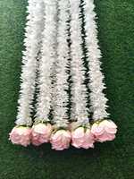 Rose artificielle avec guirlande de jasmin pour la décoration |   Toile de fond florale rose clair avec guirlandes |   Décoration de mariage Haldi Heena |   Décoration murale pour la maison
