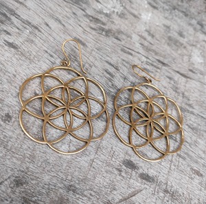 Pendientes de Latón Sin Níquel, Sin Plomo, Acabado Sólido, Precio de Fábrica al Por Mayor, Pendientes de Latón Personalizados - Product Image 4