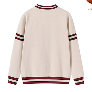 เสื้อสเวตเชิ้ตคอกลมสีครีมสำหรับผู้ชาย พร้อมลายปักตัวอักษร N | โลโก้ UPE กระเป๋าเสื้อทรงปกติ สไตล์พรีปปี้ สำหรับใส่ในฤดูใบไม้ร่วง - Product Image 2
