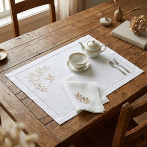 Ensemble de sets de table et de serviettes personnalisés en coton beige brodé motif branche et oiseau, avec ourlet festonné, lavable en machine, pour la maison et les fêtes - Product Image 2