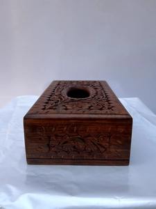 Porte-mouchoirs en bois rustique vintage, accessoire de table parfait pour les maisons de style farmhouse ou d'inspiration vintage, vente en gros depuis l'Inde - Product Image 2