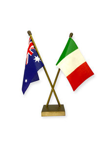 Ensemble de 2 drapeaux en nylon de luxe de qualité supérieure avec mât en laiton, imperméables et écologiques, emballage en boîte pour décoration de table - Product Image 2