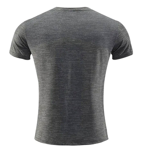 T-shirt uni pour homme OEM, t-shirt en polyester, séchage rapide, impression par sublimation personnalisée, logo, t-shirts de sport unisexes pour homme - Product Image 2