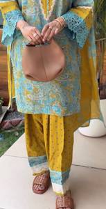 Yellow <b>Blue</b> <b>Lace</b> Woven Printed Women Salwar Kameez Set Long <b>Top</b> Wide Leg Pants Shawl Pakistani Outfit - Product Image 3