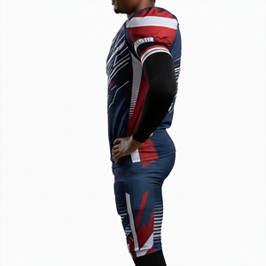 Camiseta de Fútbol Americano Sublimada Personalizada, Transpirable, Cuello en V, Manga Corta, Absorbe la Humedad, 100% Poliéster, Corte Regular - Product Image 3
