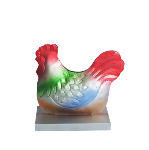 Escultura de gallo de mesa colorida-Estatuilla de pollo decorativa pintada con degradado para exhibición en el hogar o la oficina - Product Image 3