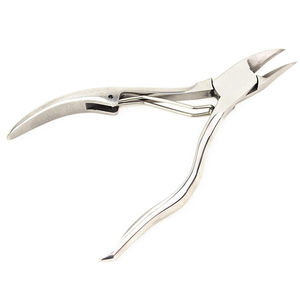 MAHFOOZ INSTRUMENTS Nouvelles pinces à cuticules à prix abordable, pinces à ongles professionnelles en acier inoxydable 2026, fabriquées au Pakistan - Product Image 1