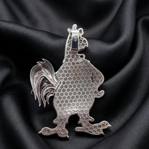 Colgante de Gallo de Dibujos Animados Adorable, Oro 18K, Moissanita, Micro Pavé, Amuleto Unisex, Regalo de Lujo para Fiestas - Product Image 2