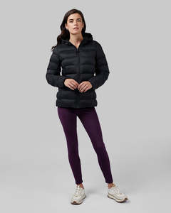 Blouson matelassé à capuche unisexe, hiver, isolé, respirant, polaire, noir, polyester, coupe-vent, décontracté, fermeture éclair, coupe ajustée, devant - Product Image 1