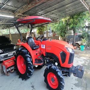 Mini Tractor Cortacésped Kubota con Cargador Frontal y Retroexcavadora, Motor/Engrenaje/Bomba con Conectividad IOT, 2 Años de Garantía, Envío Rápido - Product Image 1