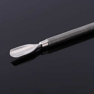 ANAAIF ENTERPRISES Empujador de Cutículas de Doble Punta de Acero Inoxidable con Logotipo Personalizable para Manicura y Eliminación de Piel Muerta - Product Image 3