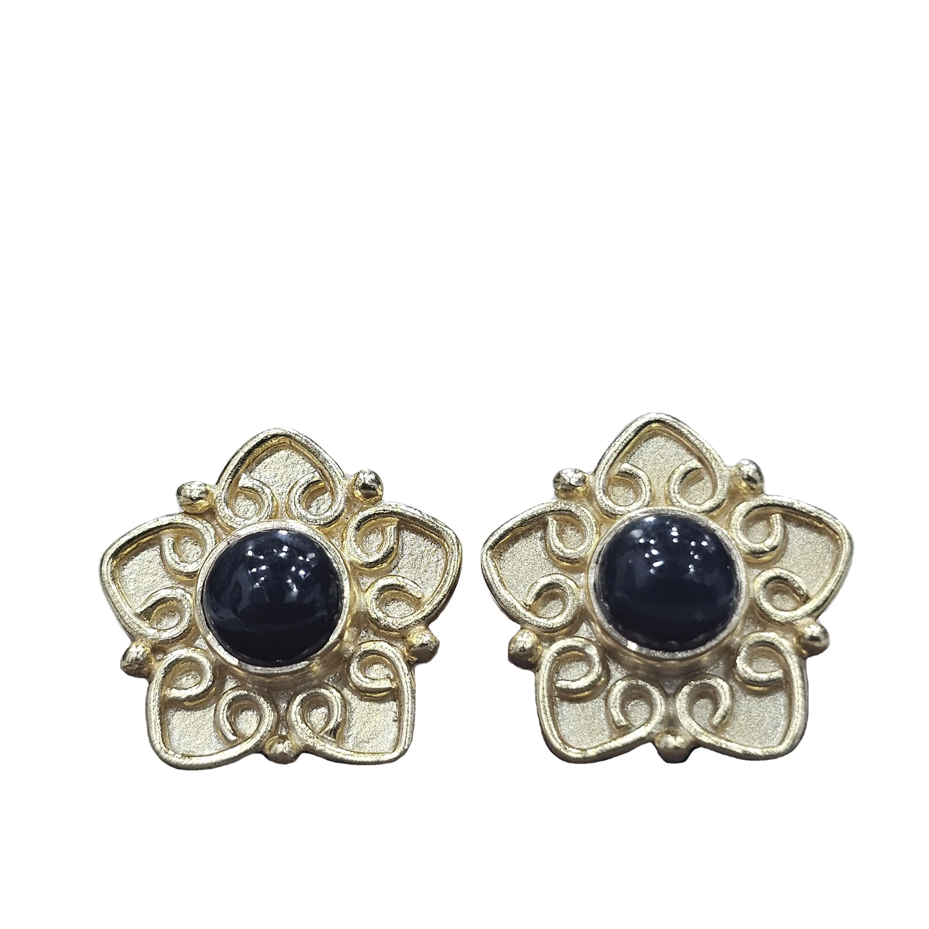 Boucles d'oreilles classiques faites à la main en argent sterling 925 plaqué or d'excellente qualité Onyx noir