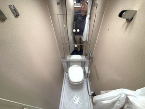 Camping-car MAXUS RV90 Life Home V90 Deluxe <span class=keywords><strong>2021</strong></span>, grande cabine C-Type, diesel 2.0T automatique, lit transversal arrière, toit rigide fixe - Product Image 3