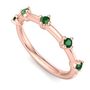 Anillo de lujo en oro rosa con esmeralda verde, corte brillante redondo, cinco piedras, banda minimalista, alto brillo, joyería de moda para mujer. - Product Image 1