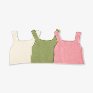 เสื้อกล้ามทรงสี่เหลี่ยมผ้าถักสีพื้น 100% อะคริลิก กันยับ CRAZIGOODS สำหรับผู้หญิง รับผลิตแบบ ODM พร้อมแพ็คเกจจิ้งตามสั่ง - Product Image 2