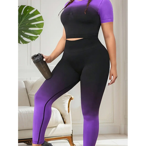 Ensemble de vêtements de sport pour femmes grandes tailles : t-shirt en coton respirant et leggings, short de yoga taille haute extensible dans quatre sens - Product Image 1