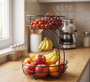 Corbeille à fruits moderne en métal noir à 2 niveaux avec support pour bananes, idéale pour organiser les fruits et gagner de la place dans les petites cuisines, en provenance d'Inde. - Product Image 1