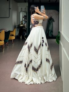 White Silk <b>Lehenga</b> Choli with Purple Embroidery Traditional Indian Wedding Dress <b>Women</b> Floor-Length Loose Fit - Product Image 2