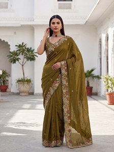 Sari en organza brodé vert olive de luxe pour femmes |   Vêtements de mariage et de fête à bordure florale pour créateurs - Product Image 2