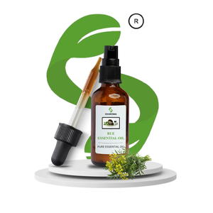 Huile Essentielle de Ruée 100% Pure et Concentrée, Distillée à la Vapeur Naturelle pour la Fabrication de Savons, la Production de Bougies et la Création de Parfums Commerciaux - Product Image 1