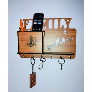 Porta Llaves Familiar de Madera de Mango Hecho a Mano con Diseños Grabados - Venta al por Mayor - Product Image 1