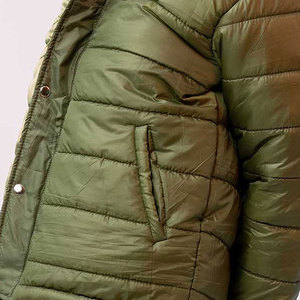 Suministro al por Mayor de Chaquetas Acolchadas Personalizadas para Mujer, Chaqueta Acolchada Personalizada de la Mejor Calidad para Mujer, Chaqueta Acolchada Moderna para Mujer - Product Image 4